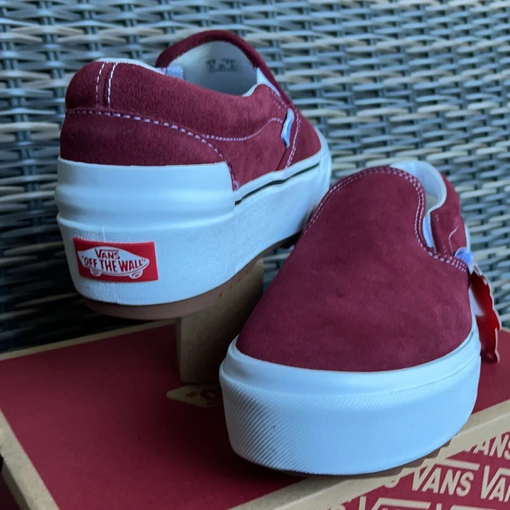 Vans Classic Slip-On Stacked Platform Suede Pomegranate/True White WMNS - Picture 10 of 16
